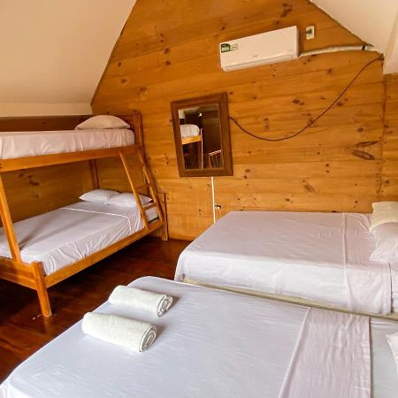 Hostal Tortuga Dorada Puerto Lopez Bagian luar foto